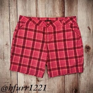 LEE STRAIGHT FIT SHORTS SIZE 18 MEDIUM